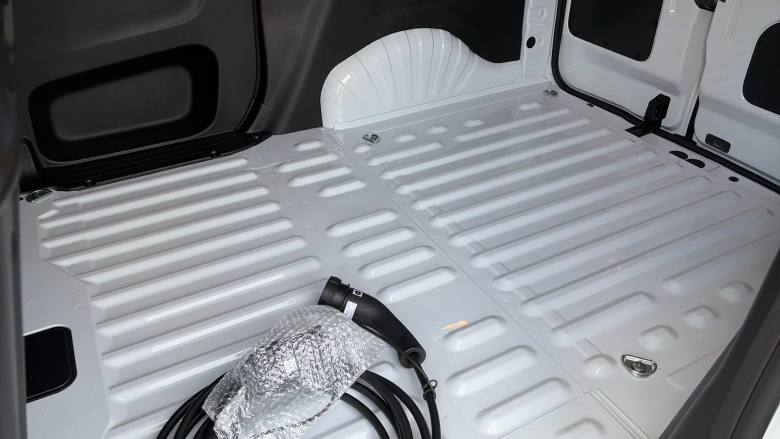 Vauxhall Combo Cargo Combo Electric 100kW Prime 52kWh H1 Van Auto